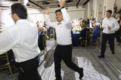 1090_LouisVenne_CMacDonald_1400