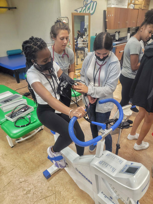 healthcare career pathways students gain hands on experience during a tour of florida gulf coast universitys school of nursing