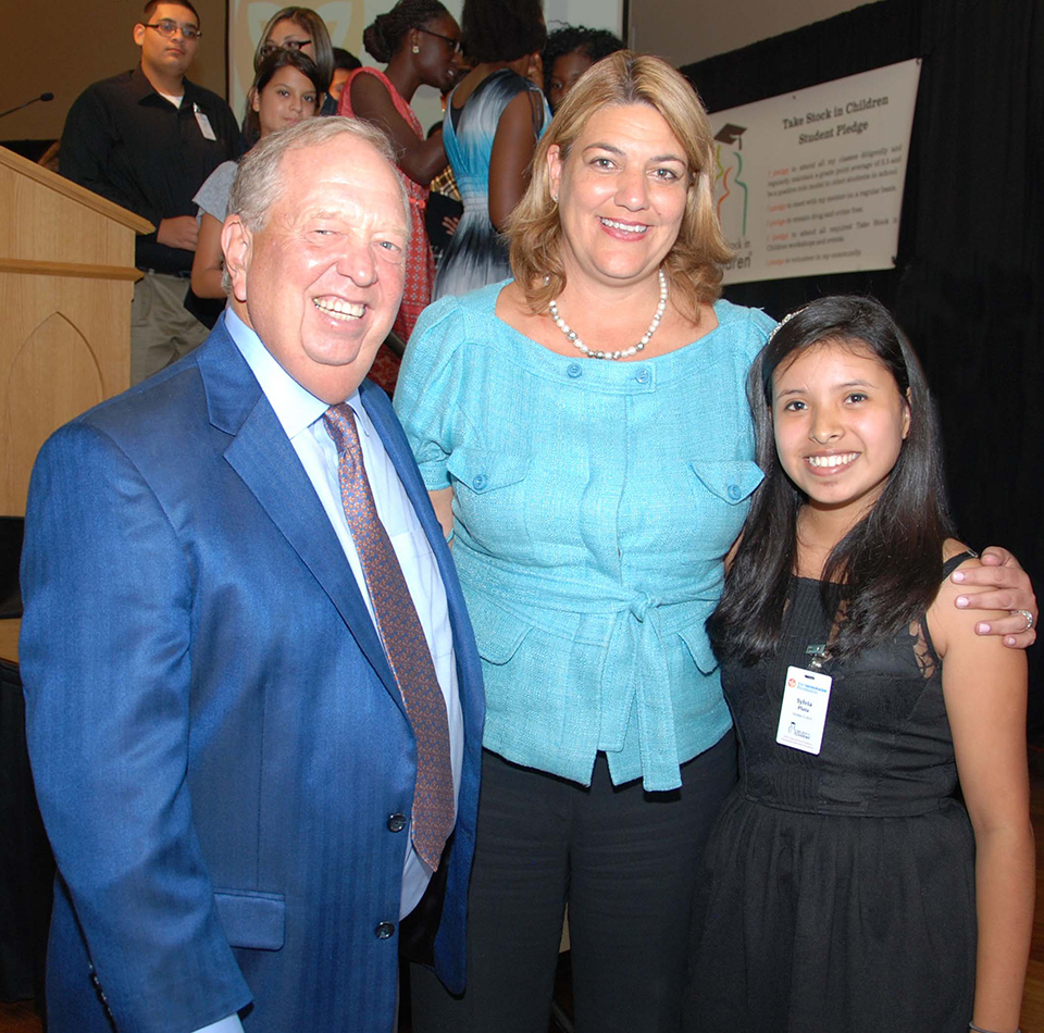 don-gunther-madeline-pumariega-and-sylvia-plata-at-recent-tif-take-stock-in-children-induction-expansion_web