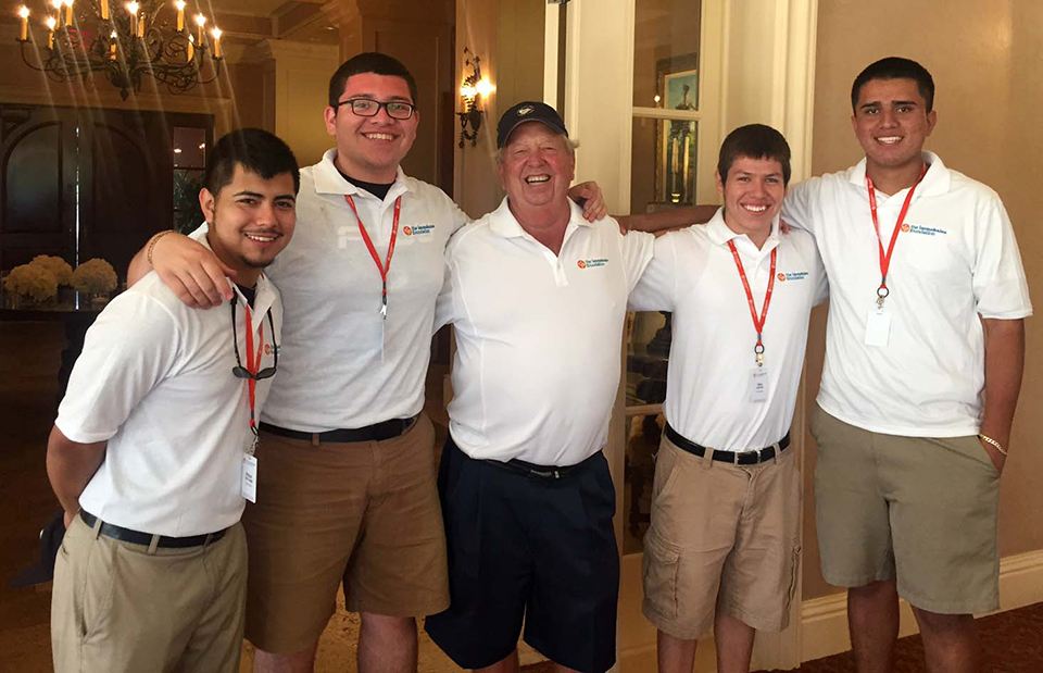the-immokalee-foundation-students-and-volunteers-with-don-gunther-at-inter-club-challenge_web